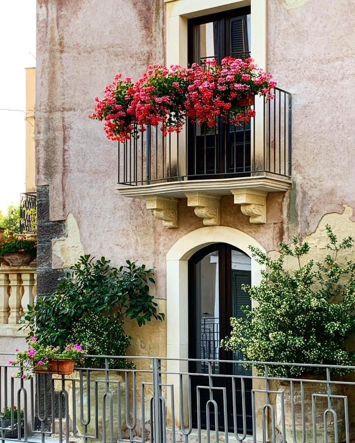 Licodia Eubea B&B Santapau Charme Living المظهر الخارجي الصورة