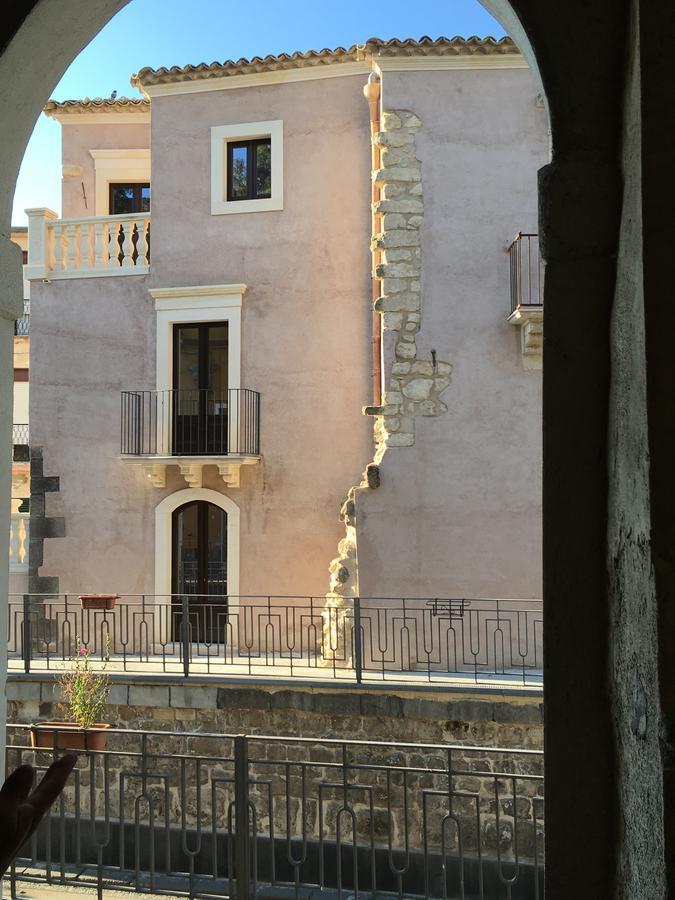 Licodia Eubea B&B Santapau Charme Living المظهر الخارجي الصورة